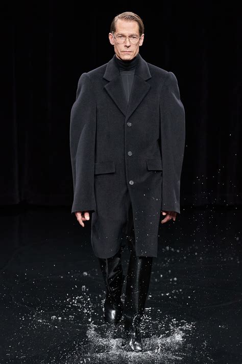 balenciaga oversized suit|balenciaga coats men's.